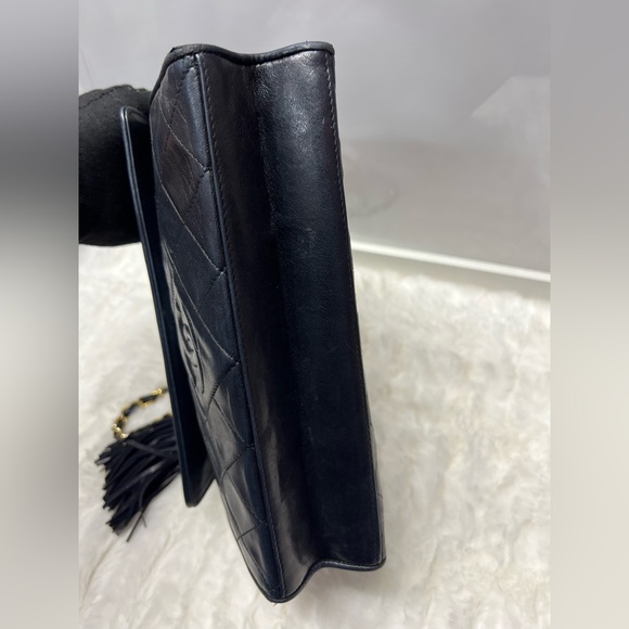 CHANEL-1551879 Black Lambskin Quilted Tassel Flap Shoulder Bag - Picture 5 of 12